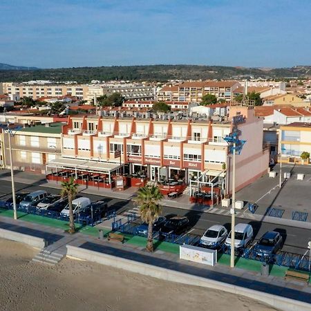 Logis Hotel & Restaurant Mediterranee Port-la-Nouvelle Exterior photo